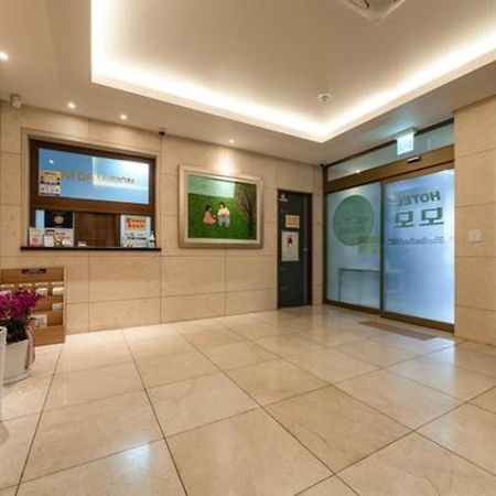 Hotel Momo Puszan Kültér fotó