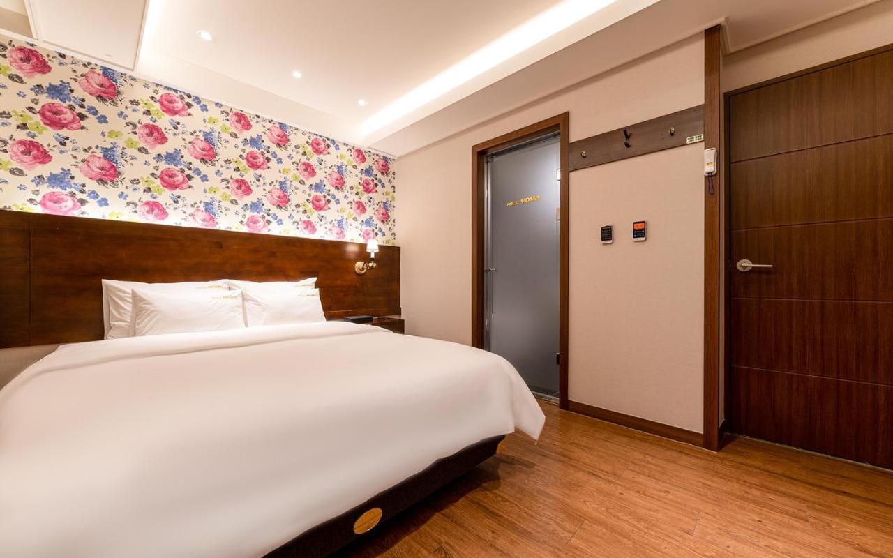 Hotel Momo Puszan Kültér fotó